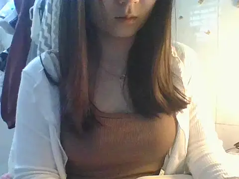 Linzly online show from December 17, 2:49 am