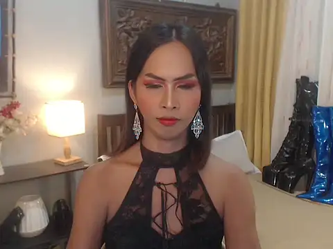 Nathalieheartt online show from November 19, 3:28 am