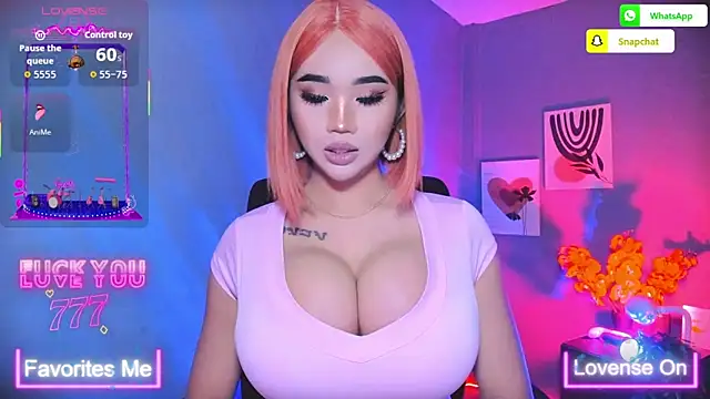 TriciaCumLoader online show from March 11, 5:48 pm