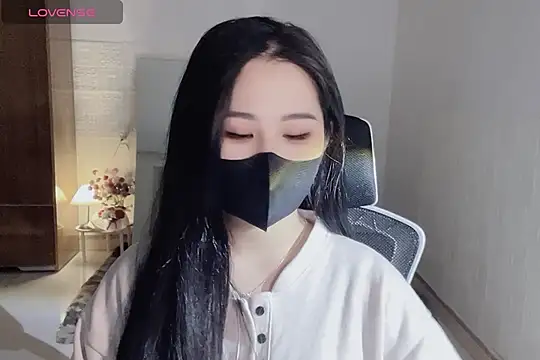    Daisy    online show from January 8, 7:01 am