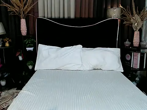 EstellaStarXxx online show from March 23, 8:09 am