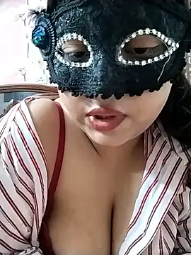 Snapshot of colleen_hoover chatting on October 9, 5:39 pm colleen hoover online show from October 9, 5:39 pm