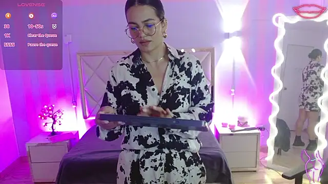 Rosalind tay online show from March 19, 11:47 am