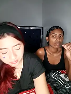 Chloe Sky love online show from February 18, 5:17 am