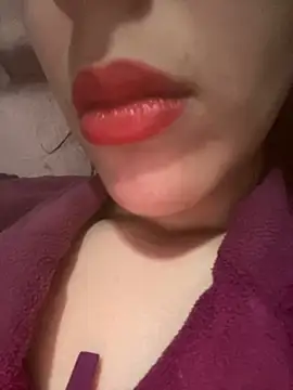 Mimisixo online show from April 12, 6:54 pm