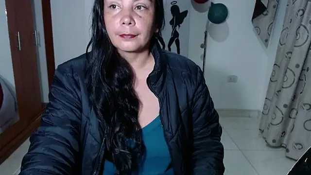 Snapshot of Vivian_milf_paint chatting on October 22, 2:16 am Vivian milf paint online show from October 22, 2:16 am