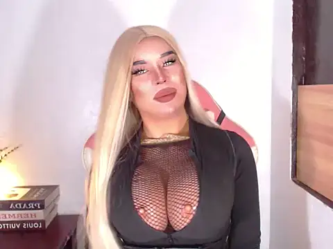 NataliaFernandezz online show from March 15, 7:27 pm