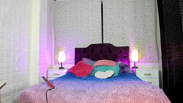 Zamara Kleii online show from September 21, 6:23 am