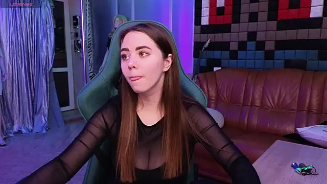 IvoryWood  online show from November 29, 11:47 am