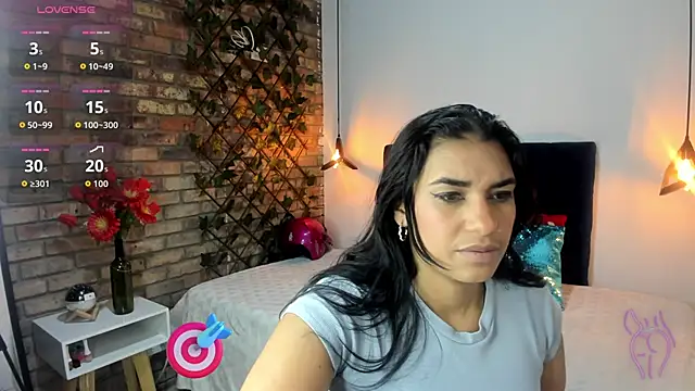 Lia Blake  online show from February 17, 12:15 pm