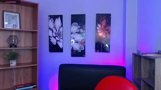 roseefancy online show from September 27, 1:07 pm