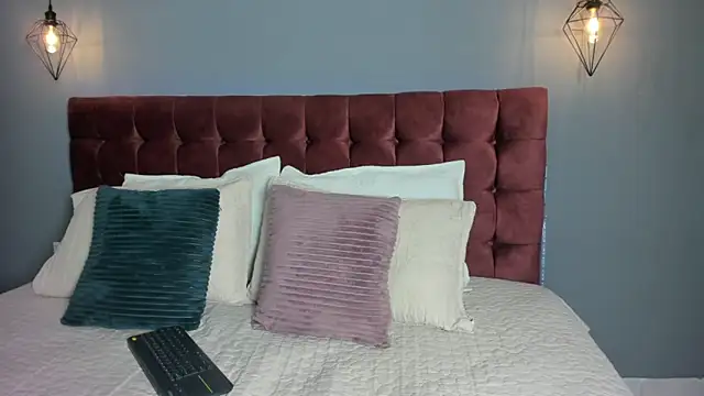 Tania 77  online show from September 20, 12:47 pm