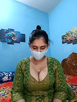 Cute Faria online show from April 3, 2:15 pm