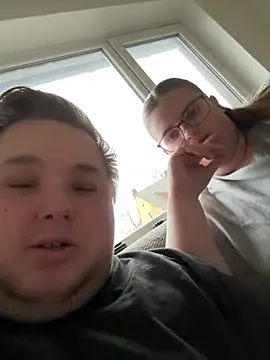 CurvyPaar2 online show from February 12, 3:36 pm