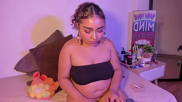 Honeyyy Brown online show from January 14, 5:01 am