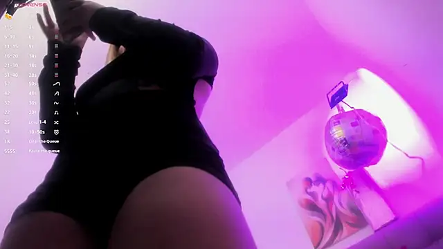 Lola wish1 online show from November 18, 4:13 am