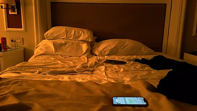 TiaDoll online show from January 5, 6:33 pm