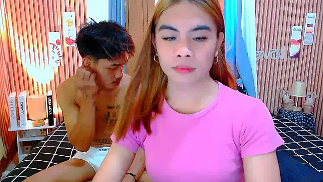 mikhaylahanderson online show from November 16, 4:36 am