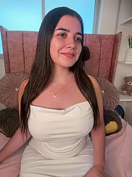 salomecute21 online show from July 25, 12:01 pm