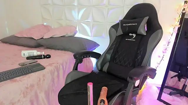 JuliethMoss online show from November 23, 9:16 pm