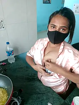 Snapshot of hotty-sapna chatting on September 16, 5:15 am hotty-sapna online show from September 16, 5:15 am