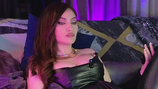 AliceJameson online show from September 17, 8:29 pm