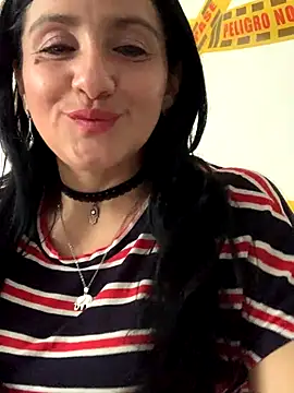 kataleya 29 online show from November 19, 8:20 pm