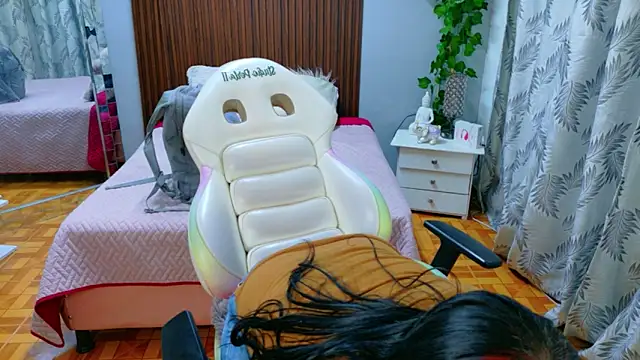 kataleya 29 online show from April 2, 7:55 pm