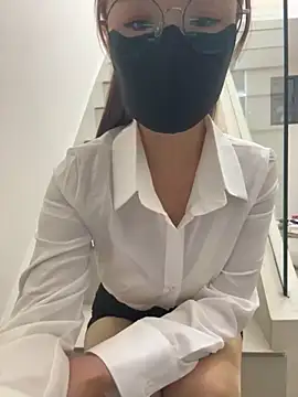 nidexiaomeilaoshi online show from June 4, 1:04 pm