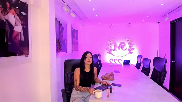 AbbyBeck online show from July 15, 11:26 am