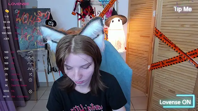 Madelaineses online show from October 31, 11:47 am