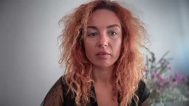 Reddgiirl online show from October 11, 8:52 am