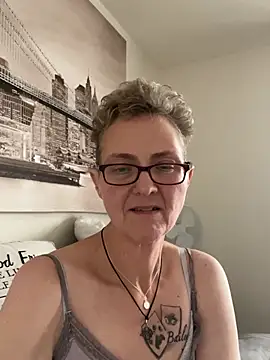 Curvy-Jinx online show from January 15, 12:00 pm