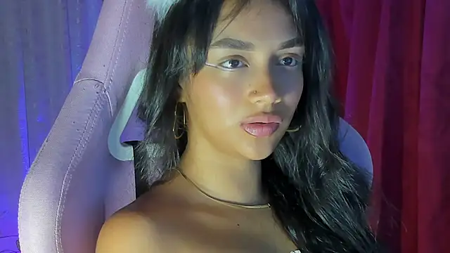 MelanyOconner online show from February 23, 5:12 pm