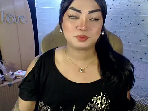 xxXMissCessXxx online show from April 1, 5:10 pm