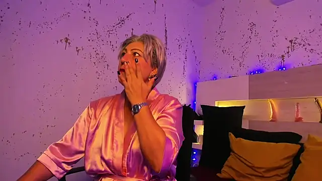 JaddeWalker online show from November 15, 11:33 am