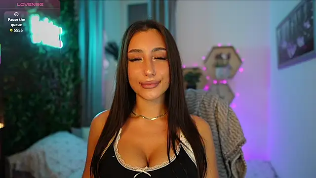 Bree  Morgan online show from January 8, 7:29 pm