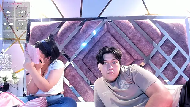 EmilyANDrew  online show from November 24, 5:31 am