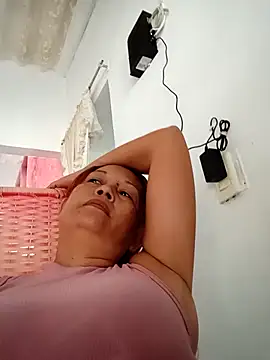 marinita13 online show from April 12, 1:36 pm