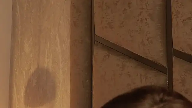 scarlethlux online show from April 9, 3:31 am