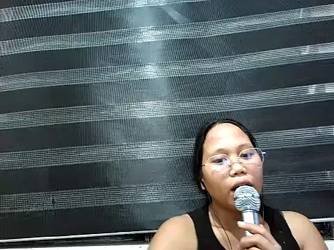 SpankyMyAss69 online show from April 5, 5:45 pm