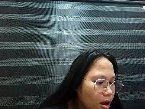 SpankyMyAss69 online show from May 6, 7:07 pm