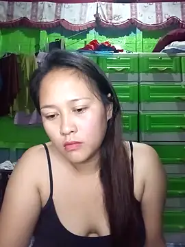 pretty me092121 online show from December 17, 4:55 pm