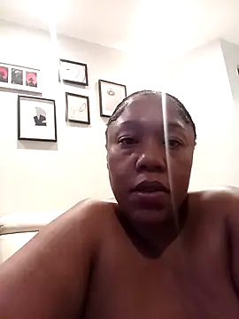 zulussbbw-coco online show from March 12, 10:01 pm