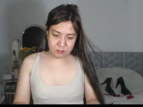 Snapshot of stellahugeX chatting on October 18, 9:01 am stellahugeX online show from October 18, 9:01 am