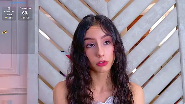 Sarah-Grace online show from September 17, 3:37 am