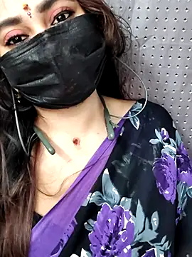 Snapshot of Cutie_nila26 chatting on September 13, 6:43 am Cutie nila26 online show from September 13, 6:43 am