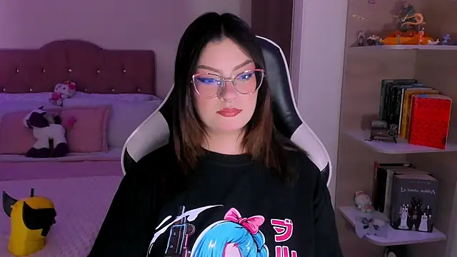 OphelianaRose33 online show from January 12, 8:58 pm