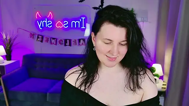 love me  tonight  online show from October 22, 10:48 pm