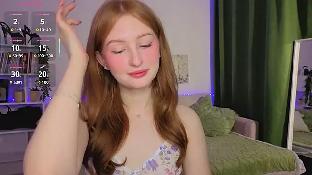 Snapshot of Betty_Twinkle chatting on October 9, 9:19 pm Betty Twinkle online show from October 9, 9:19 pm